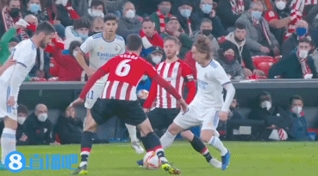 巴尔韦德天神下凡！皇马2-1马竞，国家德比连续4年上演，巴萨怕吗