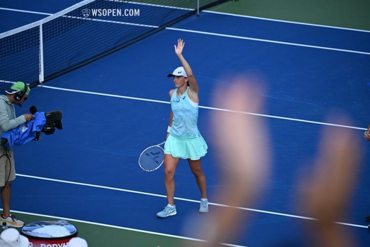 提供了鲜活 提供了鲜活