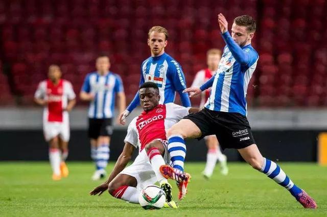 一个进球扭 一个进球扭